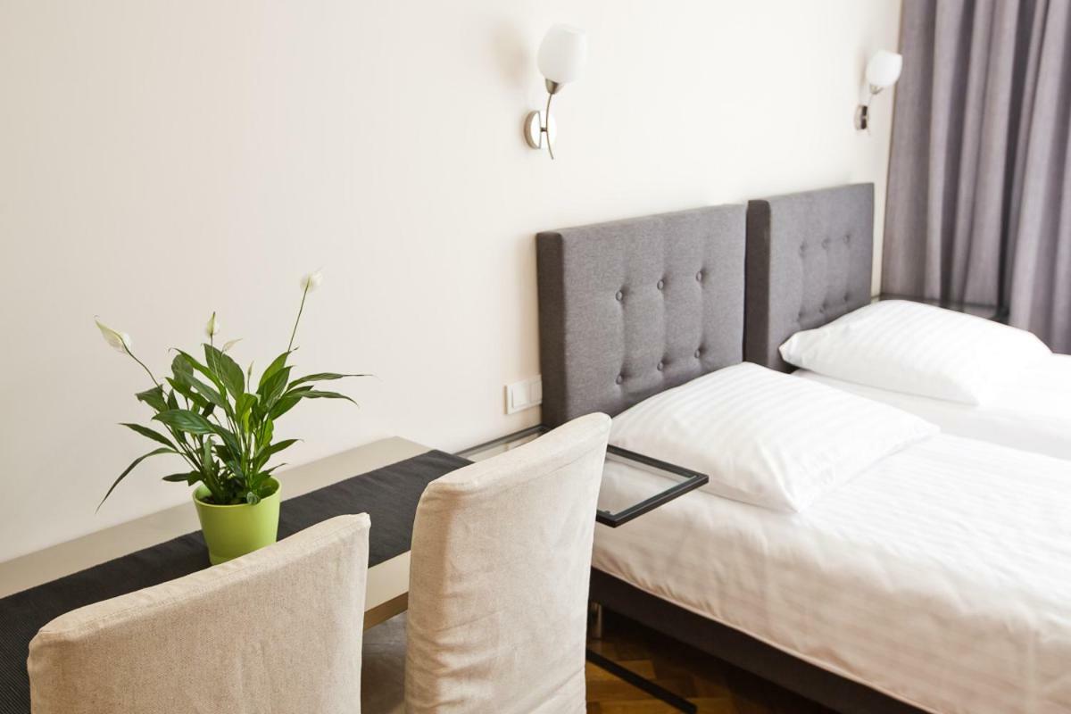 R&B Apartments Posen Exterior foto